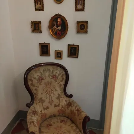 Casa In Palazzo Graffeo Sven Daire Palermo